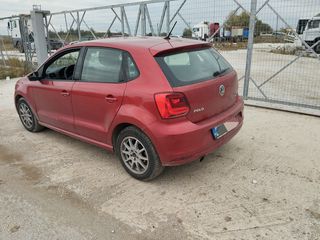 Volkswagen Polo 2015-thumb-2