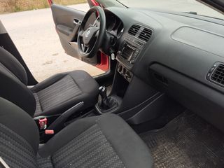 Volkswagen Polo 2015-thumb-6