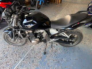 Kawasaki Z750s -thumb-7