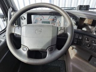 Volvo 2012 FH4 13 460 EEV  EURO-5.5-thumb-21