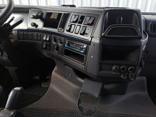 Volvo 2012 FH4 13 460 EEV  EURO-5.5-thumb-23