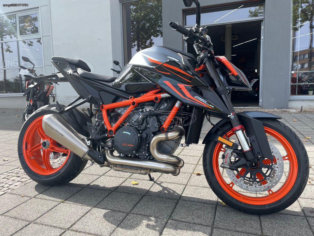 KTM 1290 Super Duke R 2023