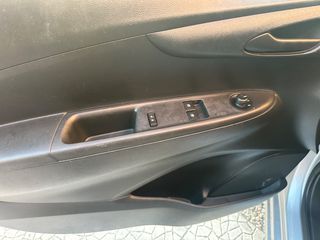 Opel Karl 2017-thumb-11