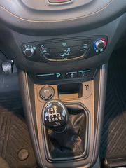 Ford Transit Courier 2023 diesel-thumb-3