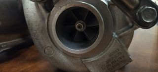 Turbo BMW 335 135 N54B30A-thumb-10
