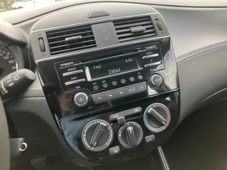 Nissan Pulsar 2016-thumb-8
