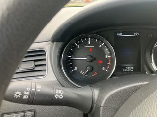 Nissan Pulsar 2016-thumb-17