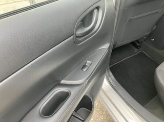 Nissan Pulsar 2016-thumb-33