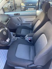 Volkswagen Beetle 2004-thumb-12