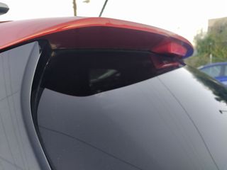 Kia Stonic 2018 1.6 CRDi Launch Edition-thumb-15