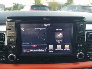 Kia Stonic 2018 1.6 CRDi Launch Edition-thumb-32