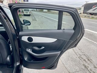 Mercedes-Benz GLC 300 2021 Edition AMG LINE Coupé 4MATIC 9G-TRONIC-thumb-75