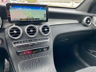 Mercedes-Benz GLC 300 2021 Edition AMG LINE Coupé 4MATIC 9G-TRONIC-thumb-49