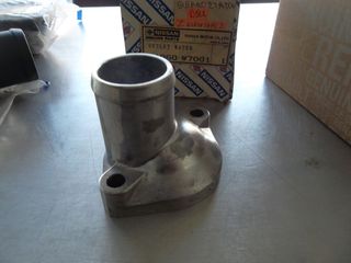 110607F401-thumb-5