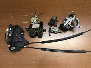 Κλειδαριές διακόπτης μίζας και αφαλοί Mitsubishi Colt 05-08