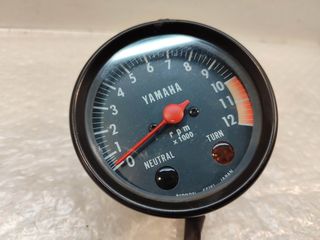 Yamaha RD 50 στροφόμετρο 78--thumb-1
