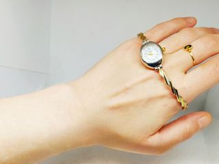 Vintage Γυναικείο ρολόι με μπρασελέ σαν χειροπέδα A9026 TIMH 75 EΥΡΩ