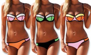 Bikini με Χρωματικές Αντιθέσεις