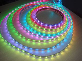 ΕΥΚΑΜΠΤΗ ΑΔΙΑΒΡΟΧΗ ΤΑΙΝΙΑ ΜΕ RGB LED 12V 14,4W/m (ΤΙΜΗ ΜΕΤΡΟΥ)