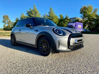 Mini Cooper SE 2023 Premium Piano Black-thumb-1