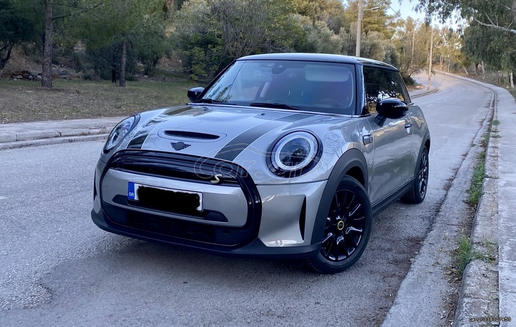 Mini Cooper SE 2023 Premium Piano Black