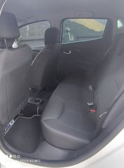 Renault Clio 2016 dCi 90 FAP TomTom Edition-thumb-6