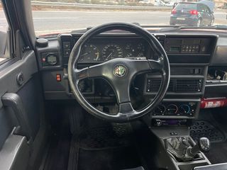 Alfa Romeo Alfa 75 1987-thumb-20