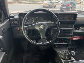 Alfa Romeo Alfa 75 1987-thumb-21