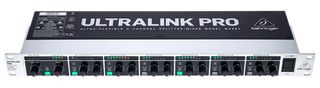 Behringer MX882 V2 8-Channel splitter / mixer - Behringer