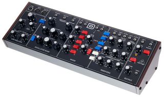 Behringer Model D Analogue Desktop Synthesiser in Classic Design - Behringer