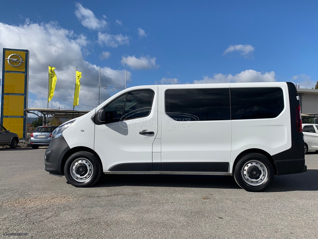 Opel Vivaro 2018 9-Seats