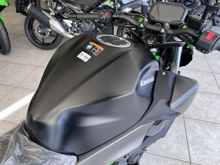 Kawasaki 2024 Z500 SE 2024 ΠΡΟΣΦΟΡΑ ΑΠΟ 7.300€ ΜΟΝΟ 6.795€-thumb-13