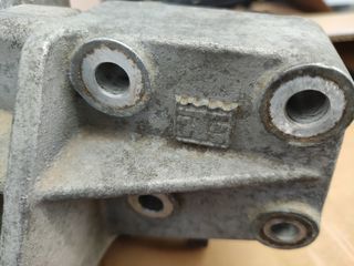 ΒΑΣΗ ΚΟΜΠΡΕΣΕΡ THERMO KING V500 ΓΙΑ MERCEDES ATEGO-thumb-2
