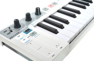 ARTURIA KEYSTEP Midi keyboard - Arturia-thumb-1