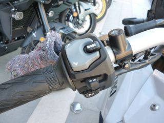 Suzuki V-Strom 800DE 2026 MY26-thumb-8