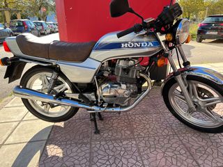 Honda CB 250 1981 CB 250N-thumb-2
