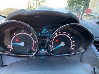 Ford Fiesta 2017 Parktronic, led,-thumb-6