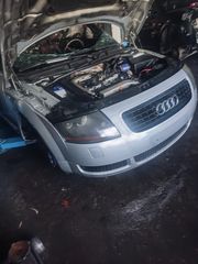 Audi tt 2002 πράγματα μπροστά 