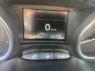 Peugeot 2008 2019 1.2 PureTech 130 Allure-thumb-9