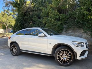 Mercedes-Benz GLC 300 '20 COUPE -AMG -PLUG in -PANO -BURMEISTER