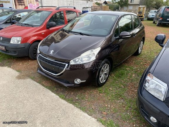 Peugeot 208 '12  1.4 HDi 68HP ΥΠΑΡΧΟΥΝ ΣΗΜΑΔΙΑ ΑΠΟ ΧΑΛΑΖΙ