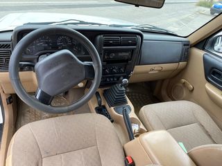 Jeep Cherokee 2000-thumb-7