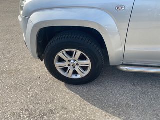 Volkswagen Amarok 2010 Δερμα μπλοκε καπάκι καροτσας-thumb-4