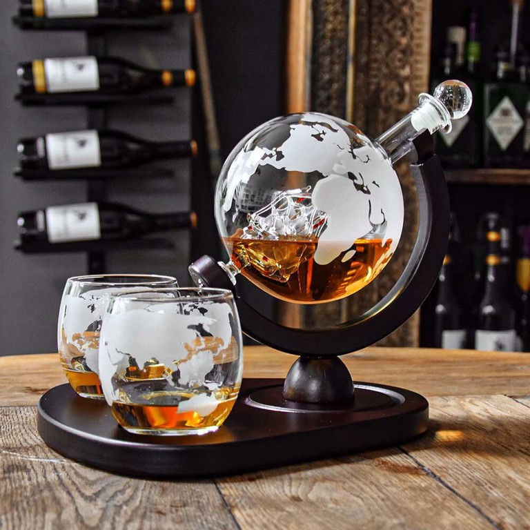 Deluxe Globe Decanter Set (04976) / Gadgets