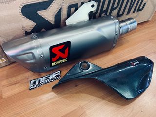 AKRAPOVIC R1M τελικό 