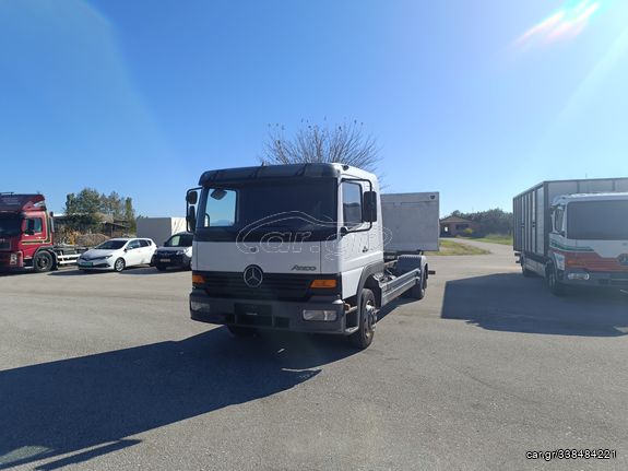 Σασί Mercedes-Benz 2004 1223