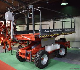 Γεωργικό σκάλα υδραυλική '24 ROSSO MACHINE AGRICOLE