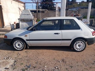 Mazda 323 '93