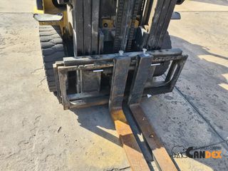 CAT 2007 GP25N-thumb-6