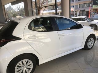 Toyota Yaris 2022 ACTIVE 1.5 ΜΕ ΑΝΑΛΥΣΗ Φ.Π.Α-thumb-2